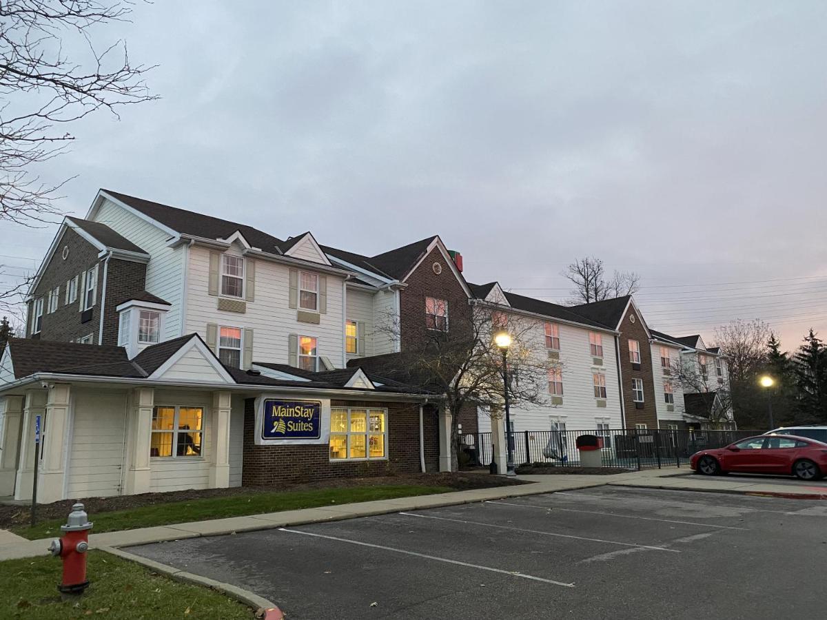 Mainstay Cleveland Airport Hotel Middleburg Heights